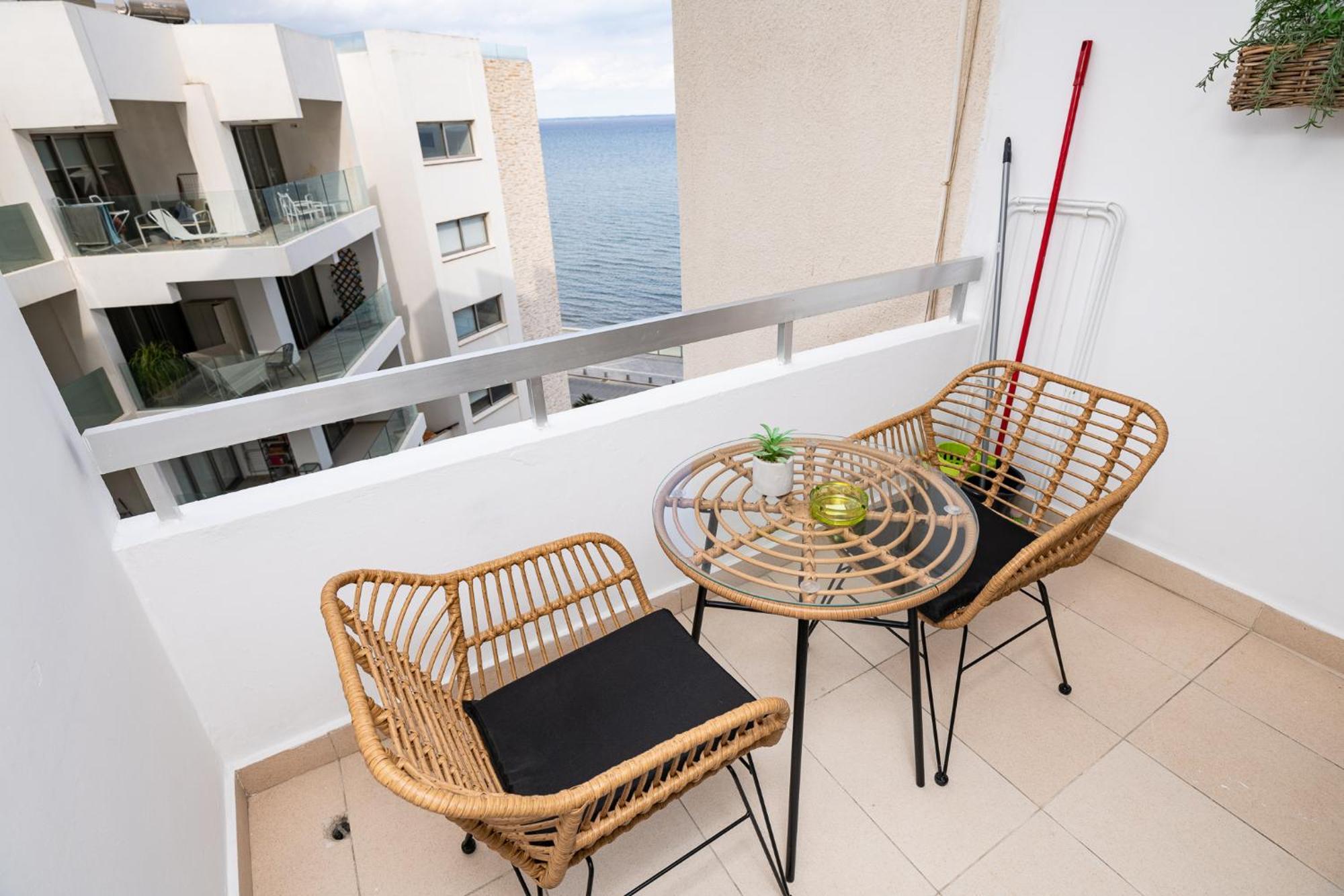 Lazuli Beach Apartment 501 Larnaka Exterior foto