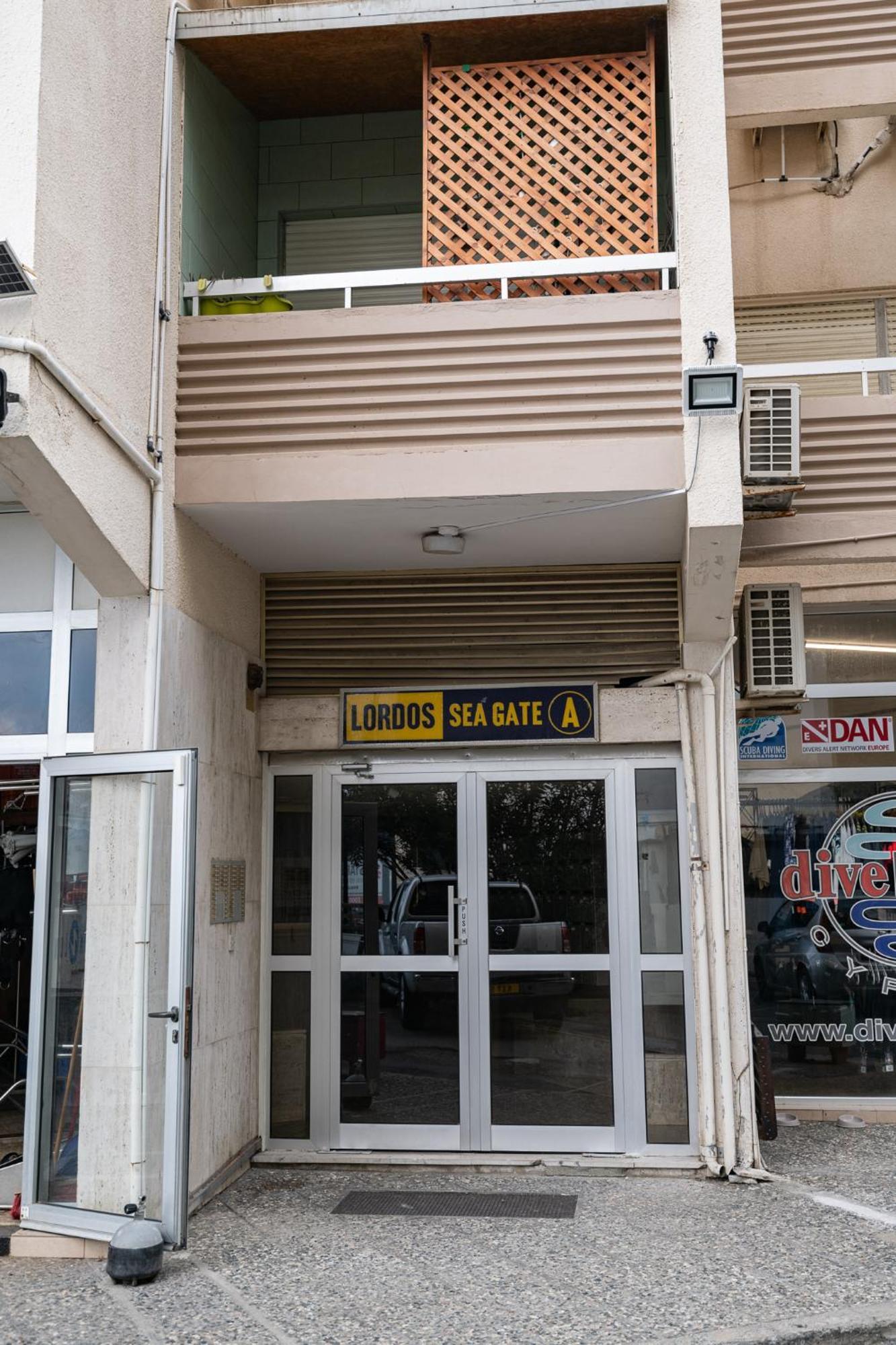 Lazuli Beach Apartment 501 Larnaka Exterior foto